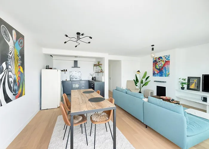 Renovated In Knokke-heist With Views *