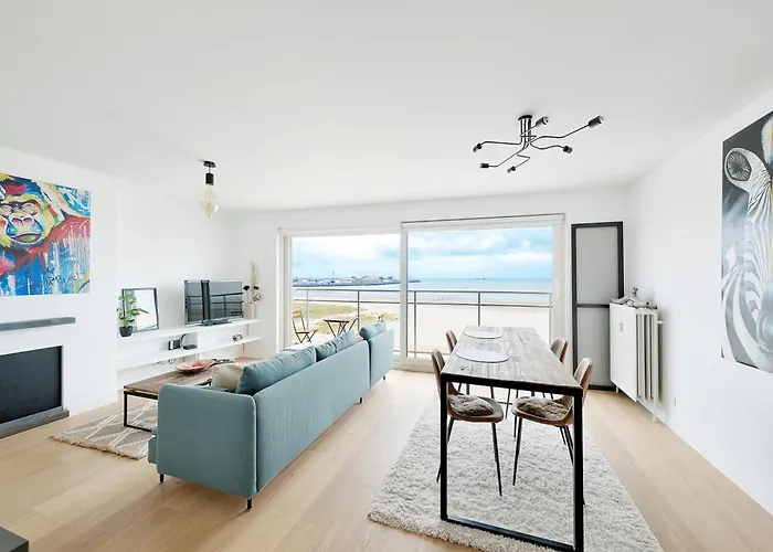 Renovated In Knokke-heist With Views *